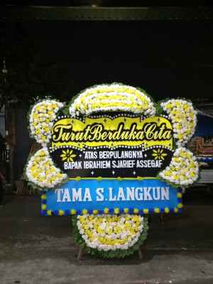 Papan Bunga Duka di Bongo Tua